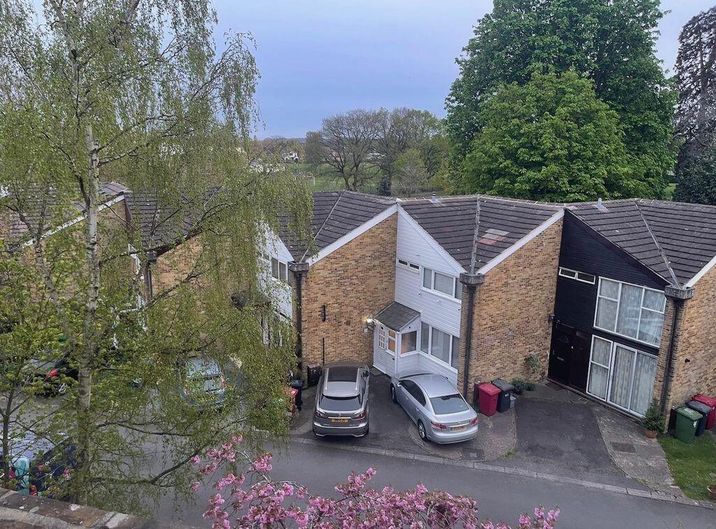 1 bed Apartment for rent in Slough. From Lords Associates of London