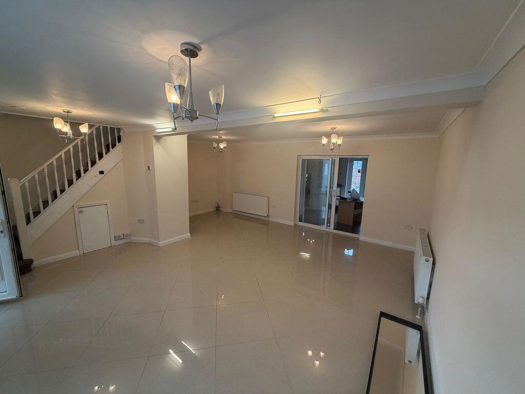 3 bed Semi Detached for rent in Southall. From Lords Associates of London