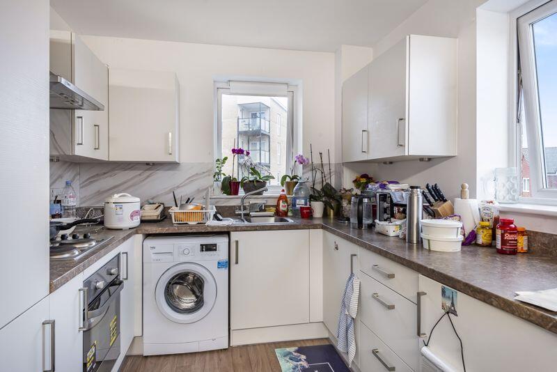 2 bed 1st Floor Flat for rent in Hounslow. From Lords Associates of London