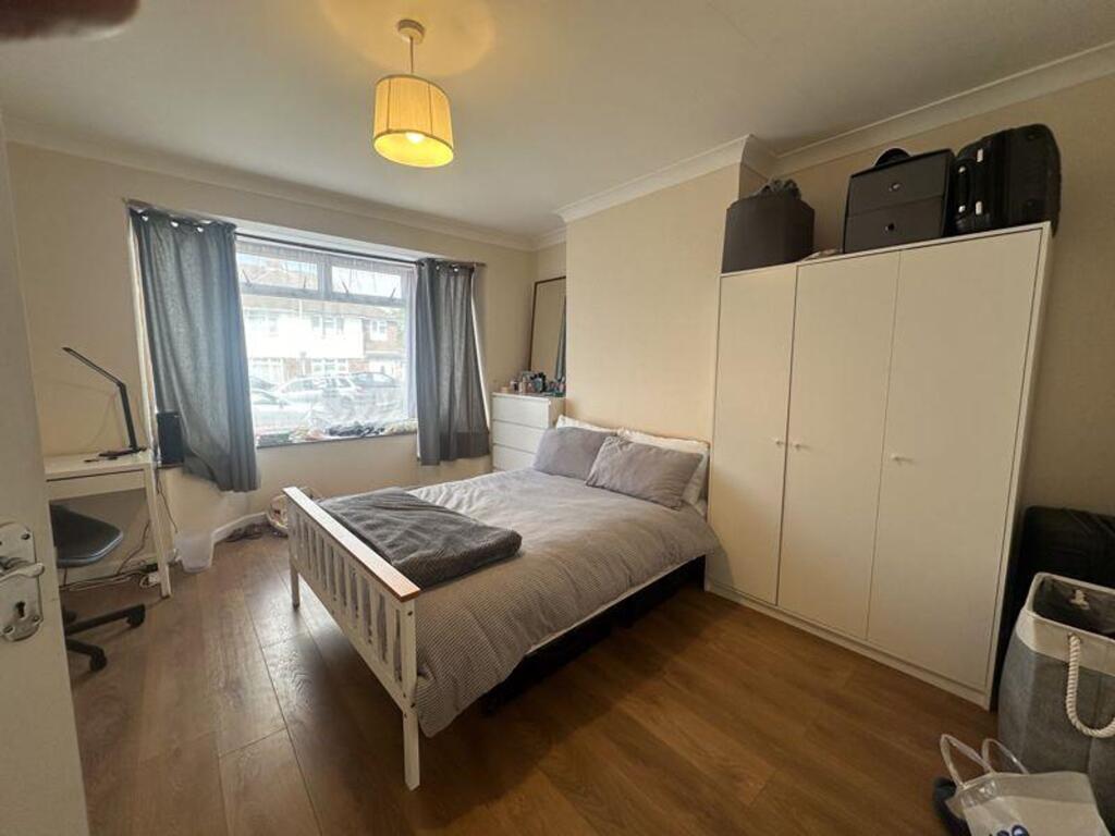 4 bed Semi Detached for rent in Uxbridge. From Lords Associates of London