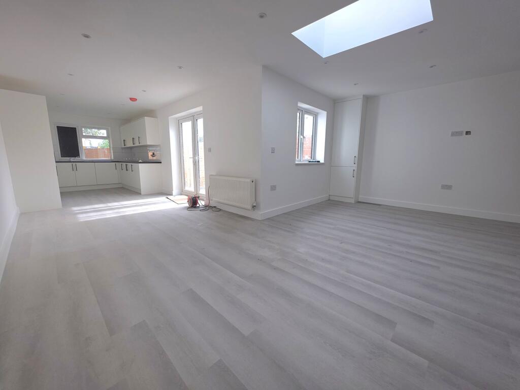 3 bed Semi Detached for rent in West Drayton. From Lords Associates of London