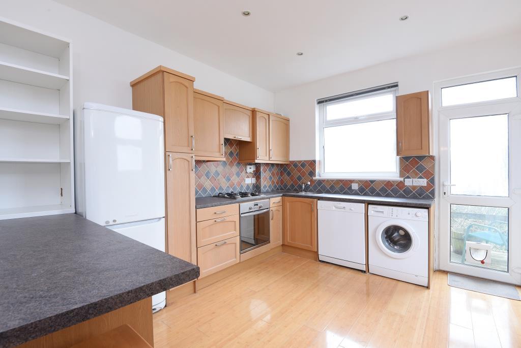 2 bed 1st Floor Flat for rent in Friern Barnet. From Chancellors - Finchley Lettings