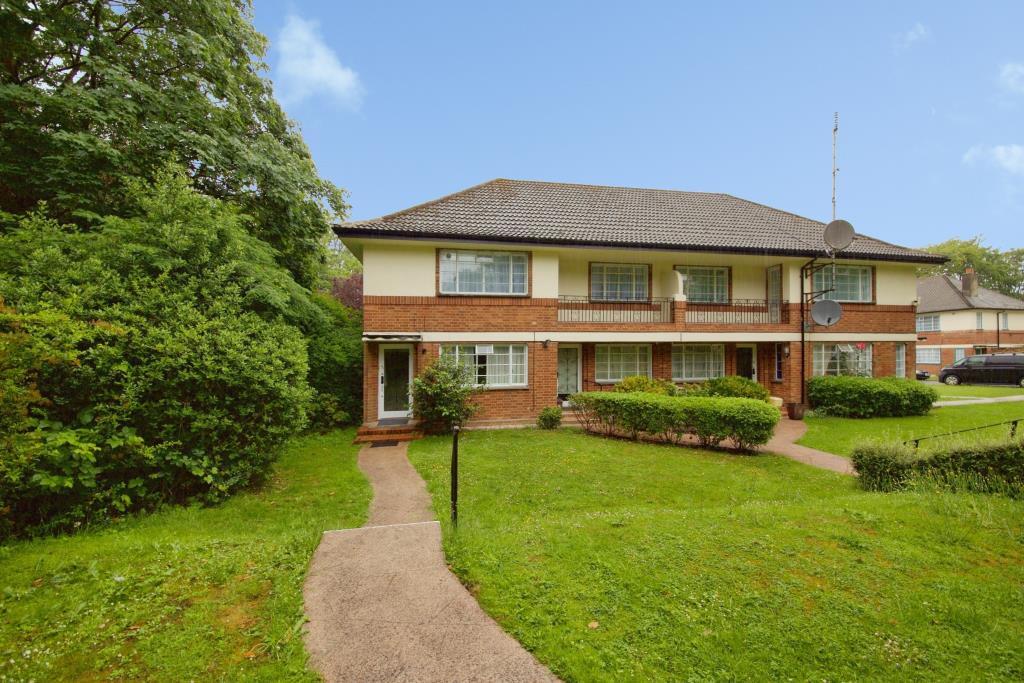 2 bed Annexe for rent in Finchley. From Chancellors - Finchley Lettings 2 bed Annexe for rent in Finchley. From Chancellors - Finchley Lettings