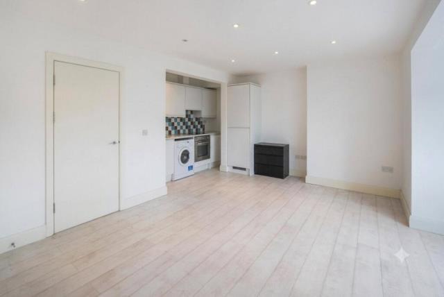 1 bed 1st Floor Flat for rent in Hendon. From Chancellors - Finchley Lettings