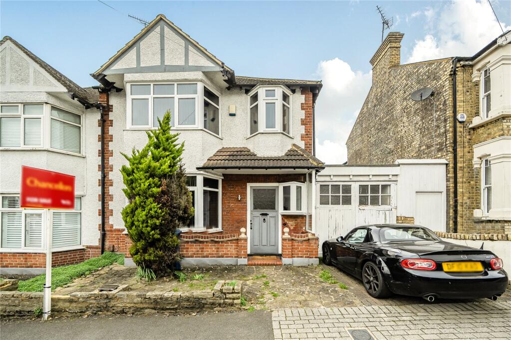 3 bed Semi Detached for rent in London. From Chancellors - Finchley Lettings
