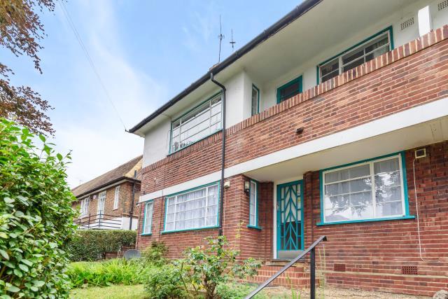 2 bed 1st Floor Flat for rent in London. From Chancellors - Finchley Lettings