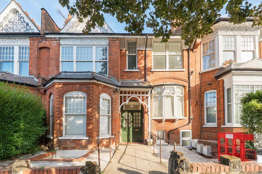 3 bed Apartment for rent in London. From Chancellors - Hampstead Lettings