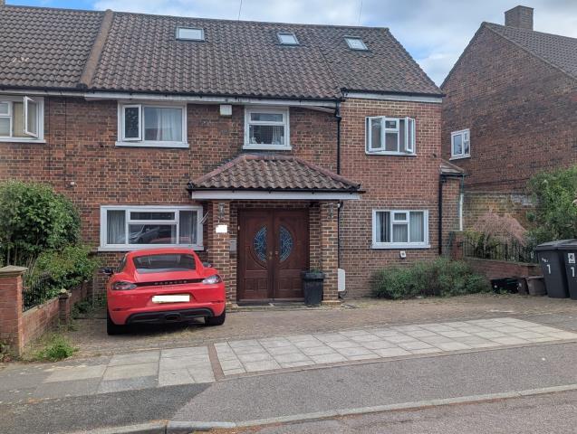 7 bed Semi Detached for rent in Friern Barnet. From Chancellors - Hampstead Lettings