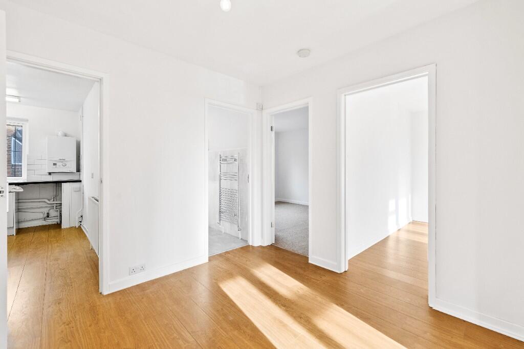 2 bed 1st Floor Flat for rent in Portslade-by-Sea. From AR Lettings - Hove