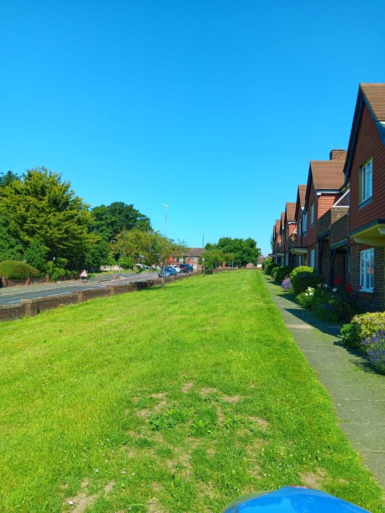 2 bed 1st Floor Flat for rent in Portslade-by-Sea. From AR Lettings - Hove