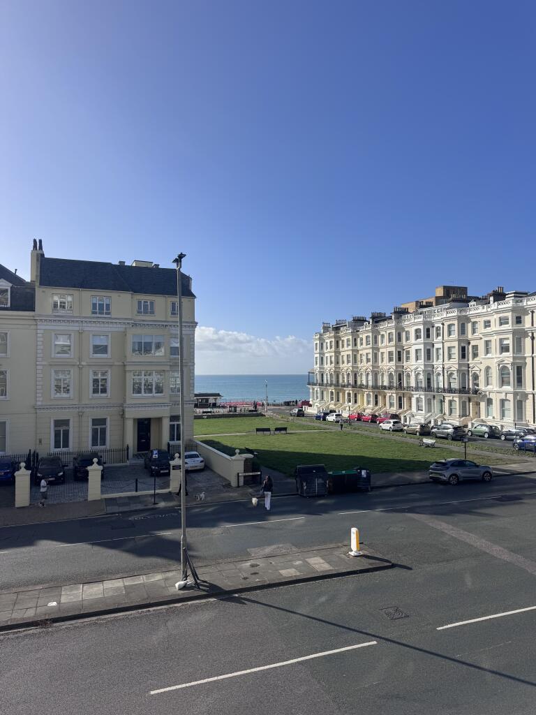 2 bed 1st Floor Flat for rent in Brighton and Hove. From AR Lettings - Hove