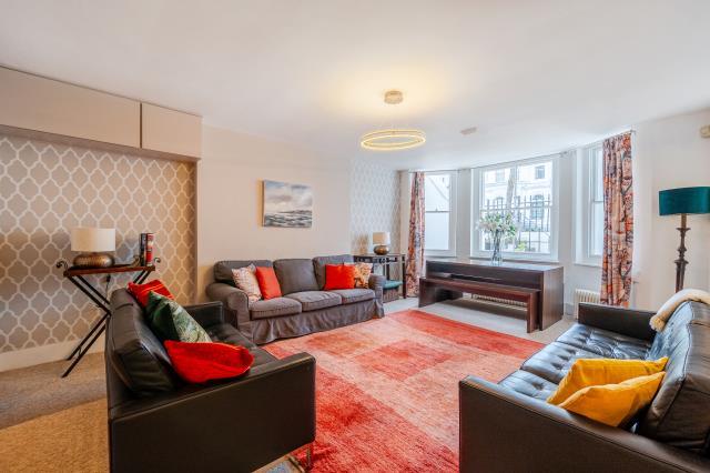 2 bed 1st Floor Flat for rent in Kensington. From Chancellors - Notting Hill Lettings