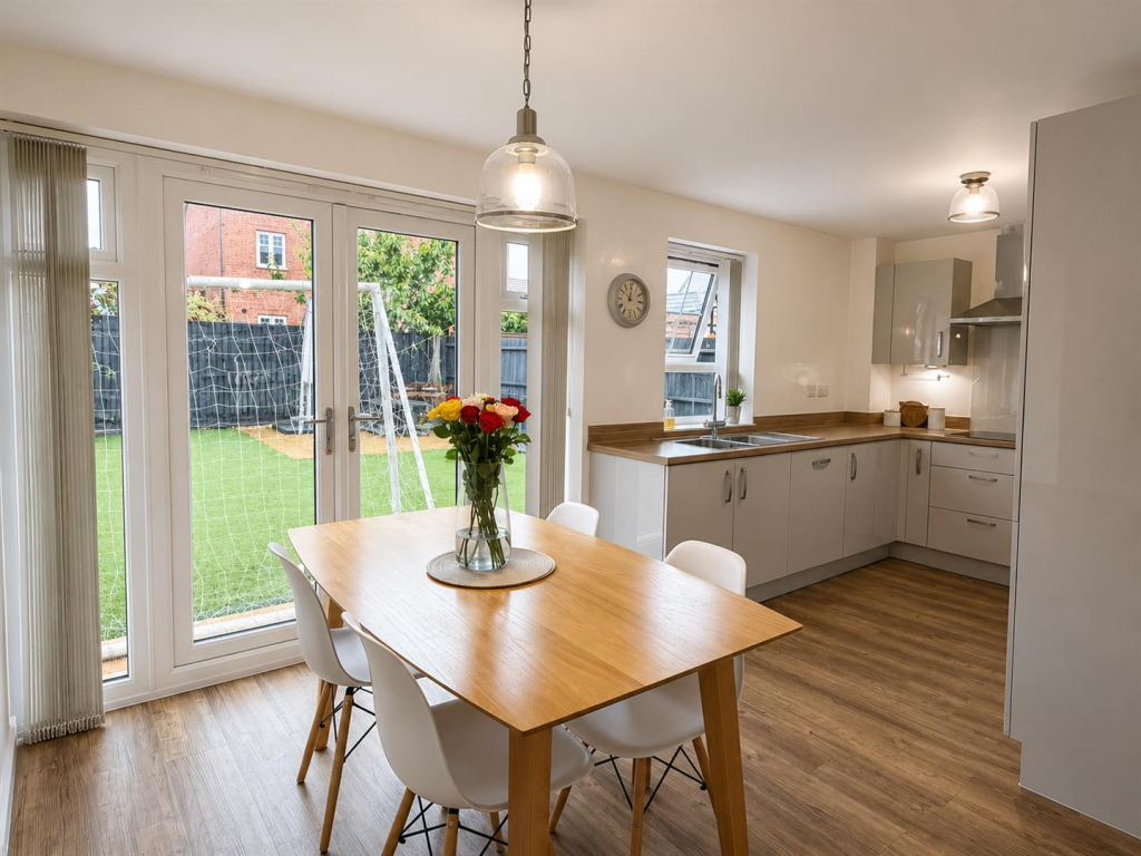 3 bed Detached for rent in Fleckney. From Arch Living LTD - Leicester 3 bed Detached for rent in Fleckney. From Arch Living LTD - Leicester