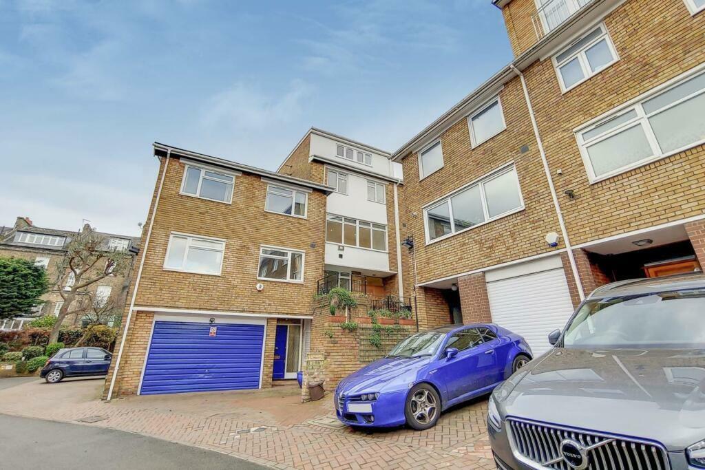 5 bed Mid Terraced House for rent in Hampstead. From Chancellors - St John's Wood Lettings