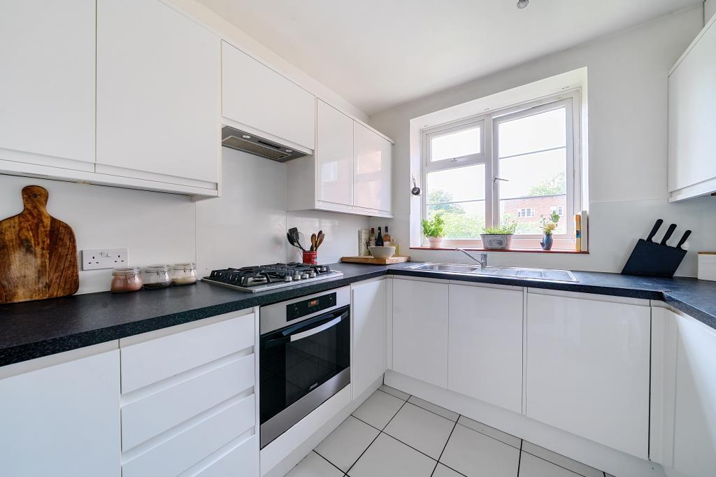 3 bed 1st Floor Flat for rent in London. From Chancellors - St John's Wood Lettings