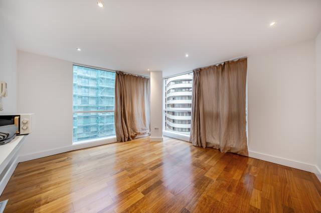 3 bed 1st Floor Flat for rent in London. From Chancellors - St John's Wood Lettings