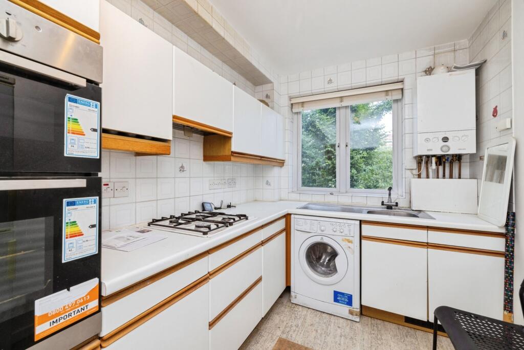 2 bed 1st Floor Flat for rent in Hampstead. From Chancellors - St John's Wood Lettings 2 bed 1st Floor Flat for rent in Hampstead. From Chancellors - St John's Wood Lettings