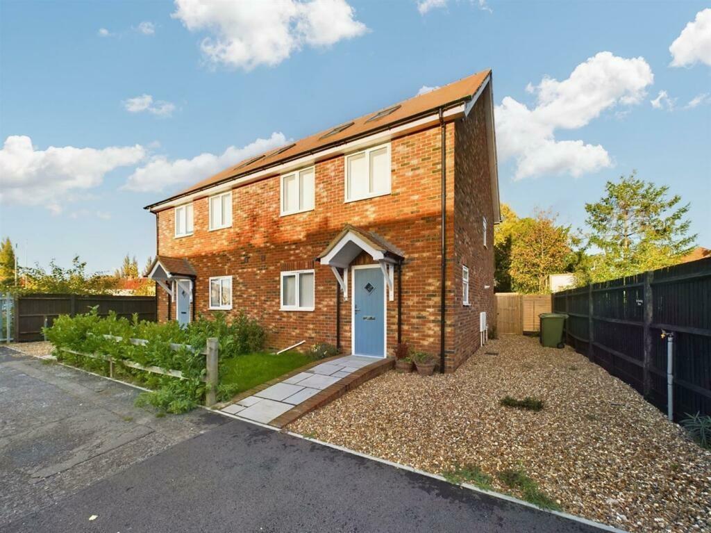 3 bed Semi-Detached House for rent in West Bedfont. From Chancellors - Staines