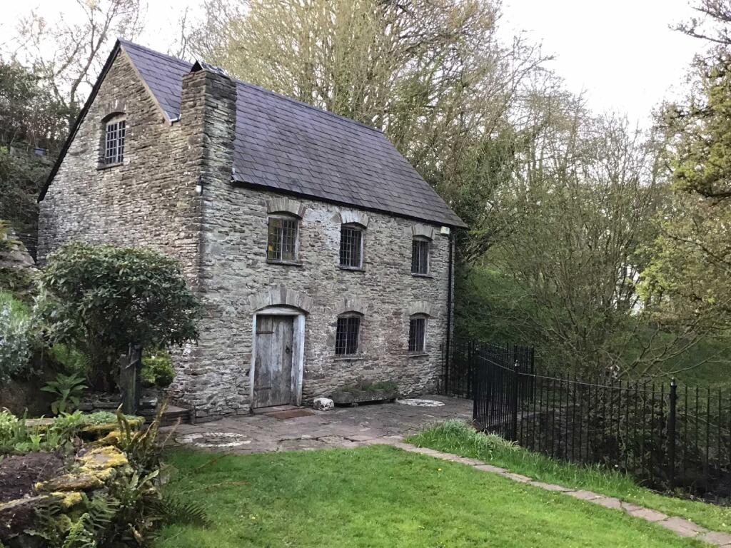 2 bed Detached for rent in Llangibby. From Archer & Co - Usk 2 bed Detached for rent in Llangibby. From Archer & Co - Usk