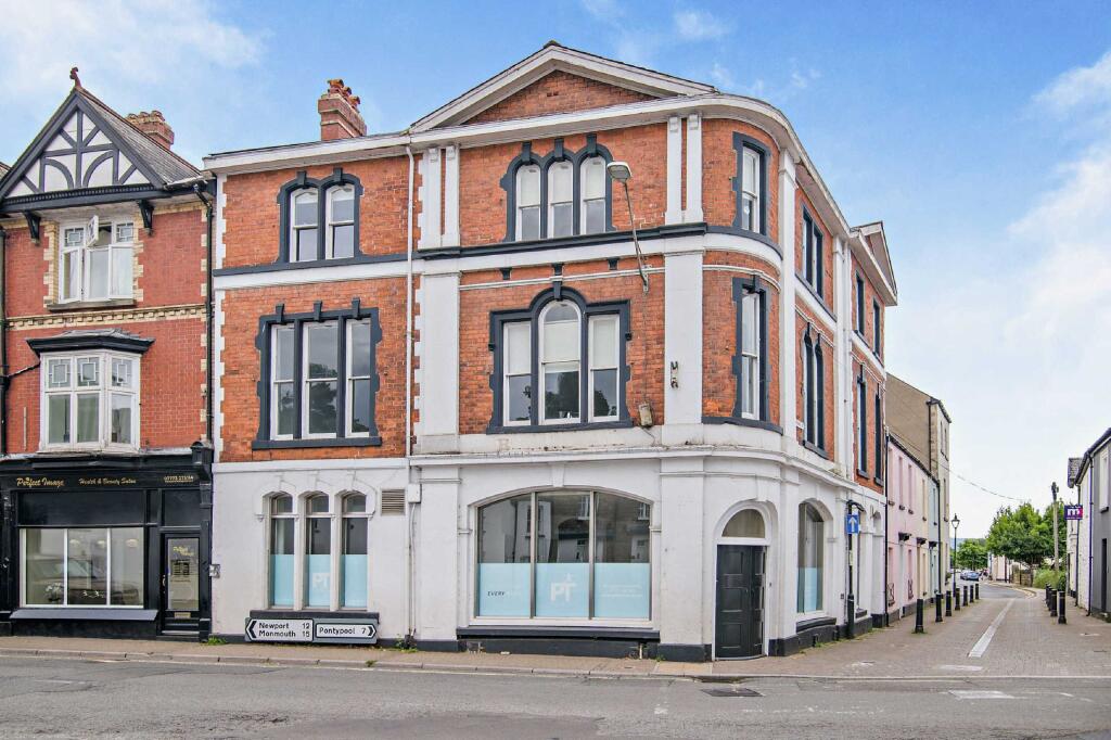 3 bed 1st Floor Flat for rent in Usk. From Archer & Co - Usk