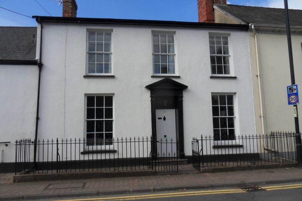 3 bed Mid Terraced House for rent in Usk. From Archer & Co - Usk 3 bed Mid Terraced House for rent in Usk. From Archer & Co - Usk