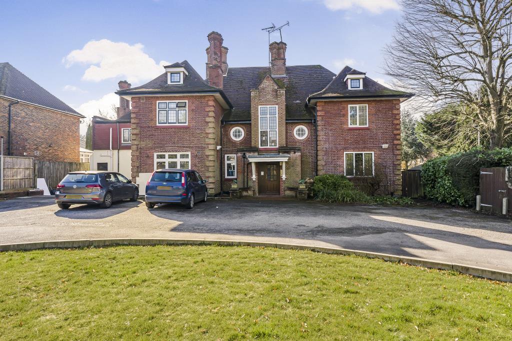 2 bed Apartment for rent in Northwood. From Chancellors - Stanmore Lettings