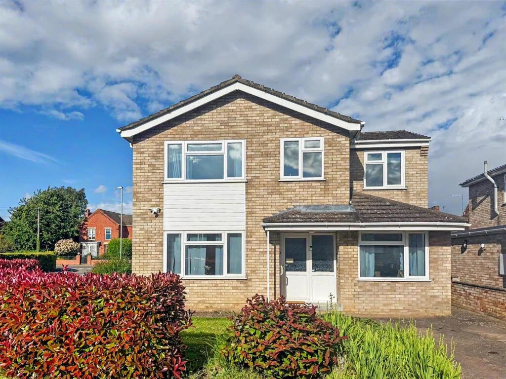 4 bed Detached for rent in Kirton. From Ark Property Centre - Spalding