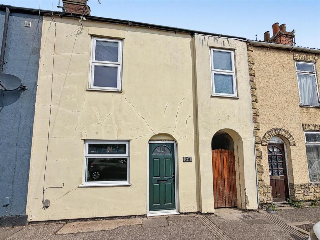 2 bed Mid Terraced House for rent in Spalding. From Ark Property Centre - Spalding