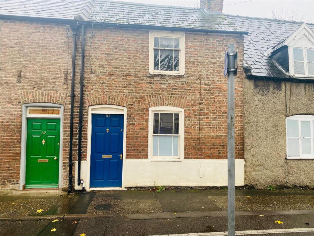 2 bed Mid Terraced House for rent in Spalding. From Ark Property Centre - Spalding