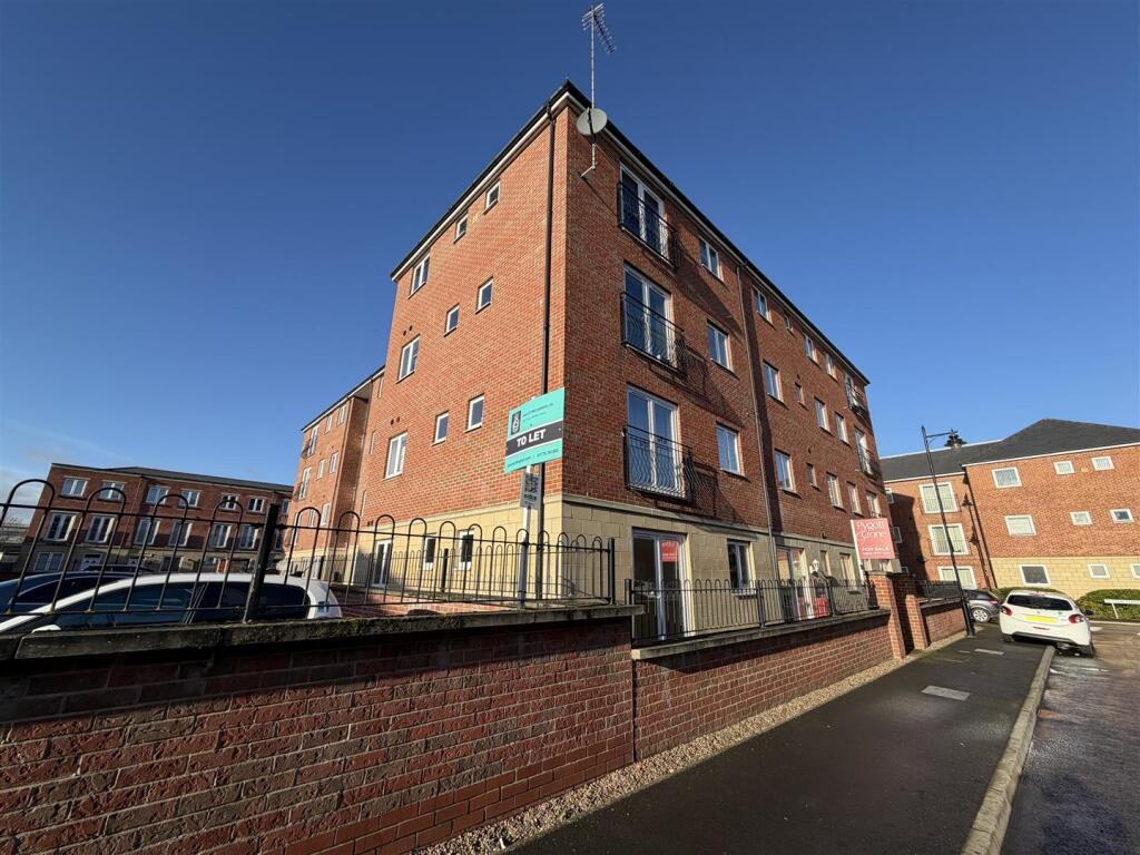 2 bed 1st Floor Flat for rent in Boston. From Ark Property Centre - Spalding