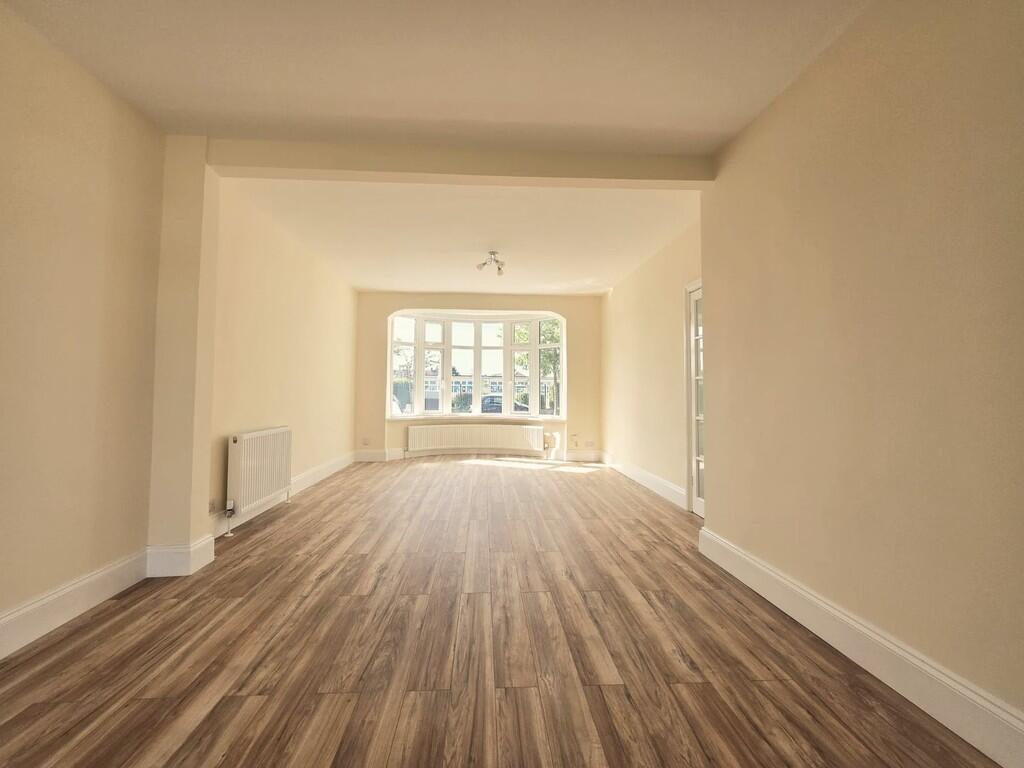 3 bed Mid Terraced House for rent in Wanstead. From Charlesons - Gants Hill