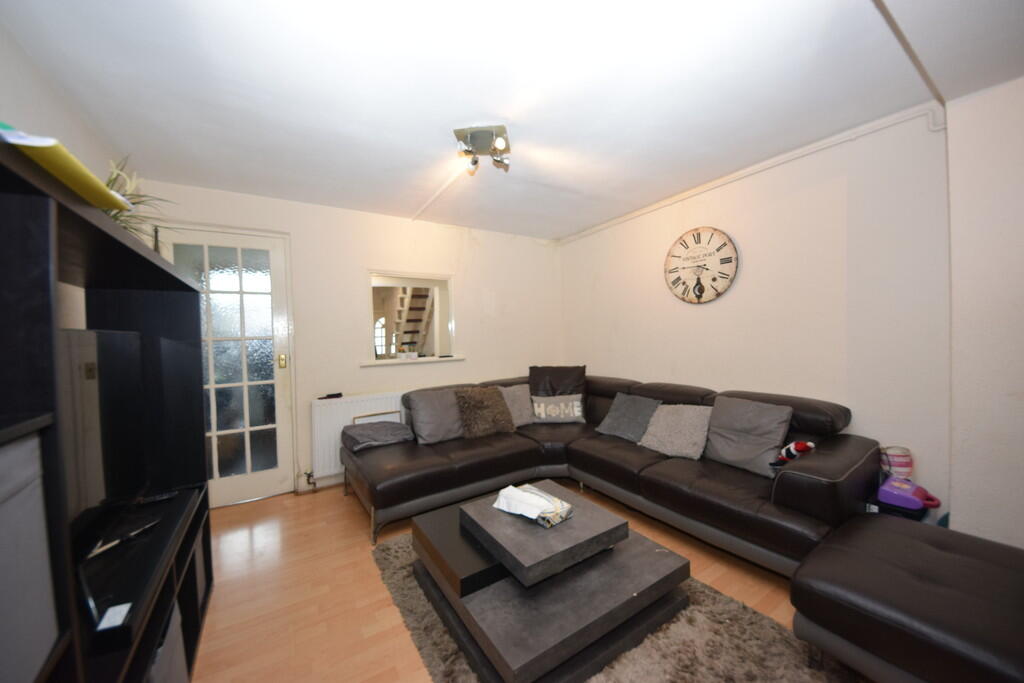 2 bed Mid Terraced House for rent in Wanstead. From Charlesons - Gants Hill
