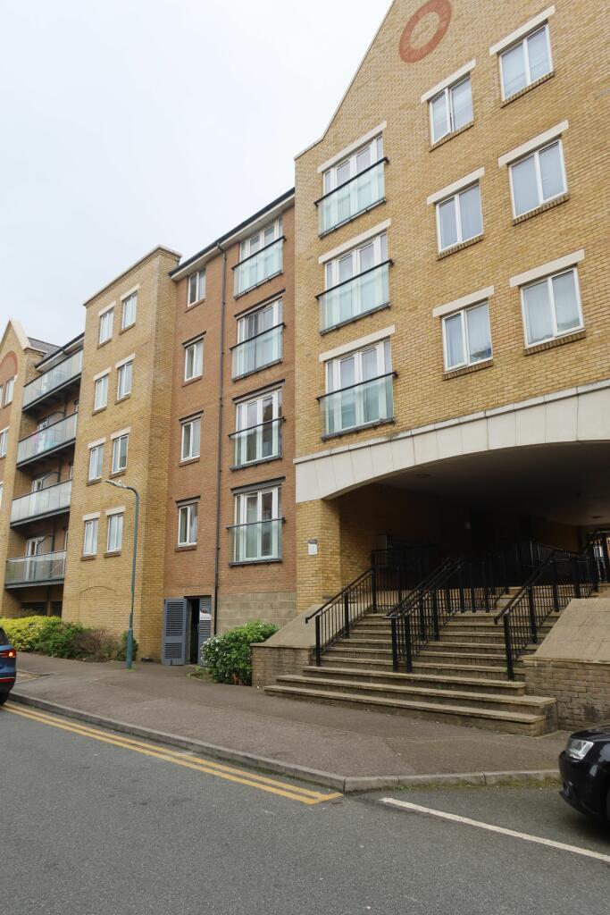 1 bed Apartment for rent in Northfleet. From Chartwell Residential Lettings - Gravesend