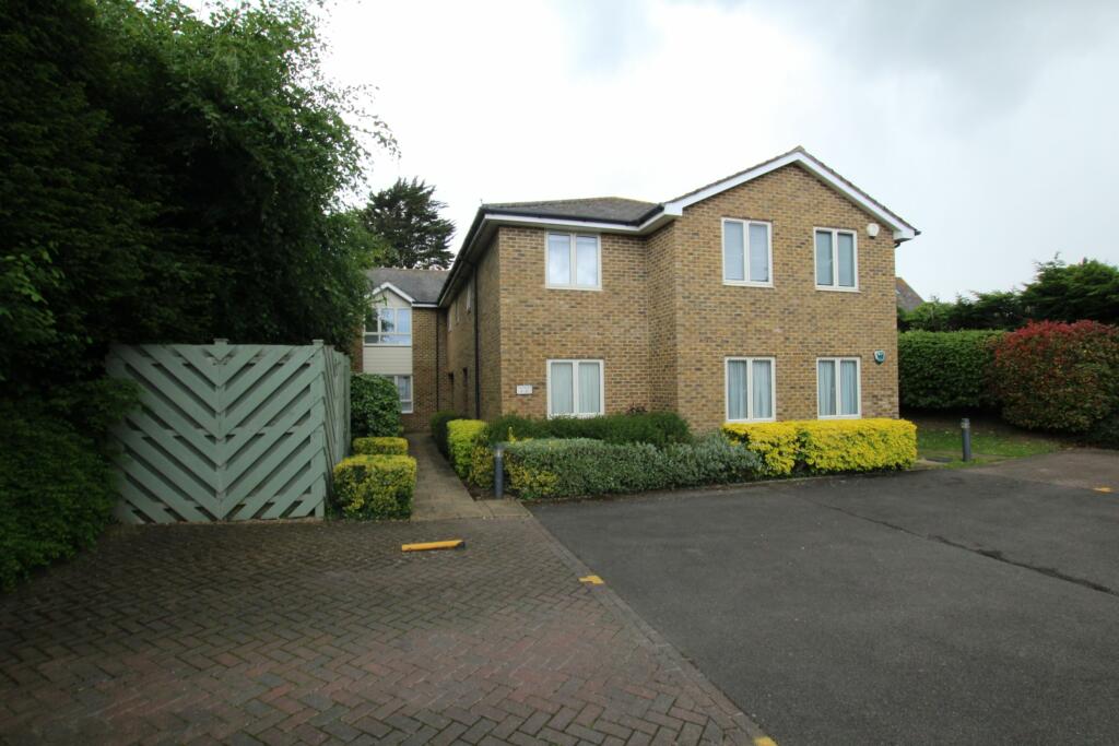 2 bed Apartment for rent in Meopham. From Chartwell Residential Lettings - Gravesend