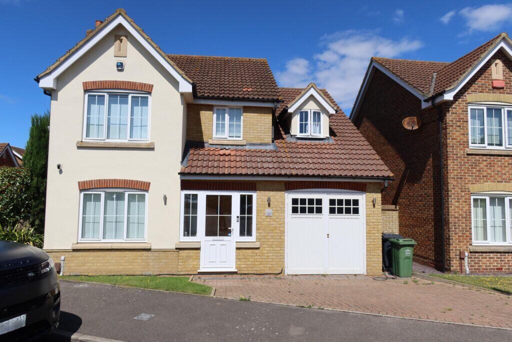 5 bed Detached for rent in Darenth. From Chartwell Residential Lettings - Gravesend 5 bed Detached for rent in Darenth. From Chartwell Residential Lettings - Gravesend