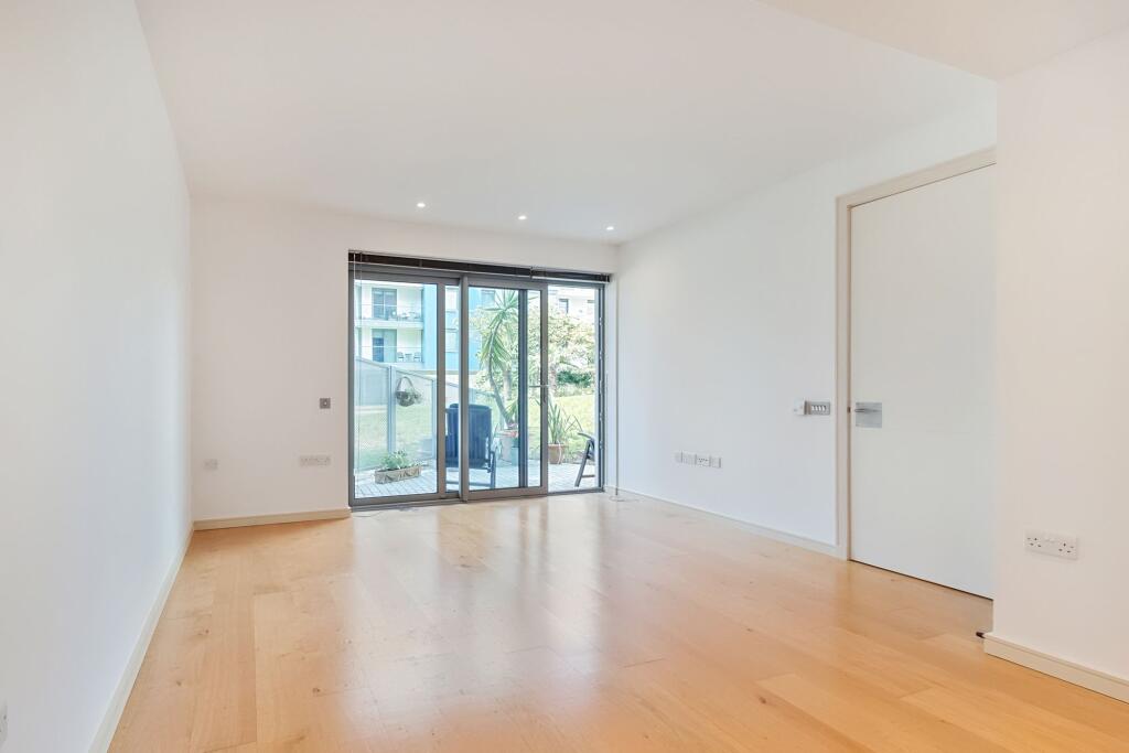 1 bed 1st Floor Flat for rent in London. From Chartwell Residential - London