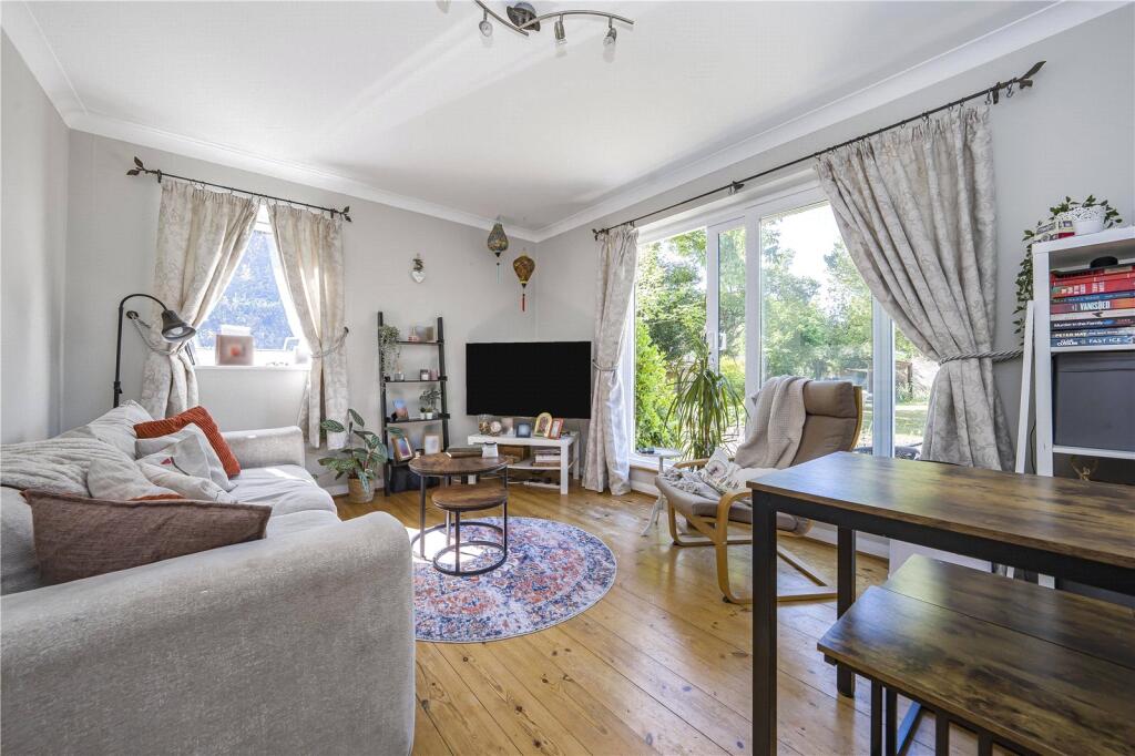1 bed Apartment for rent in Teddington. From Chase Buchanan - Teddington