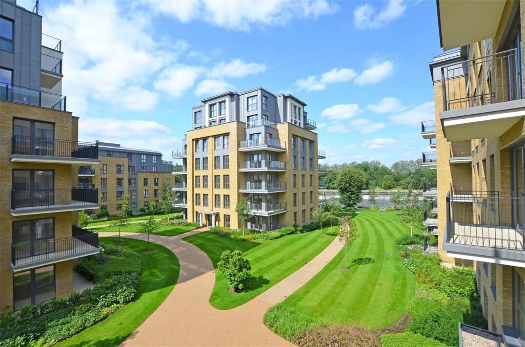 2 bed Apartment for rent in Teddington. From Chase Buchanan - Teddington