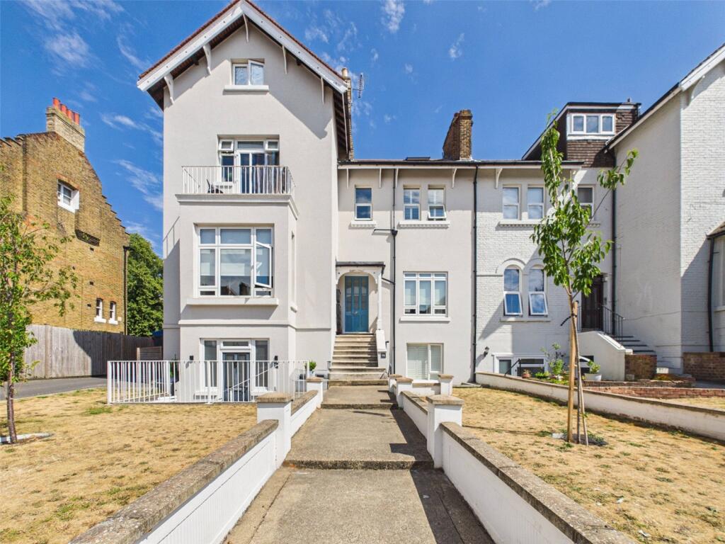 1 bed Apartment for rent in Teddington. From Chase Buchanan - Teddington
