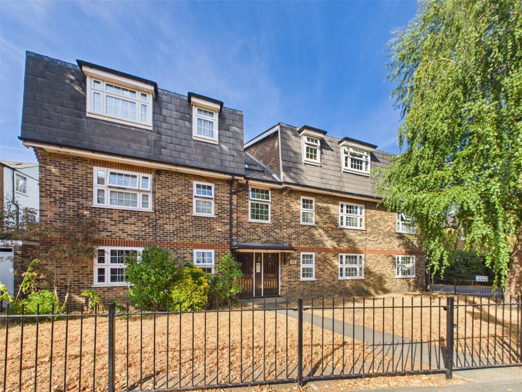 4 bed Apartment for rent in Teddington. From Chase Buchanan - Teddington