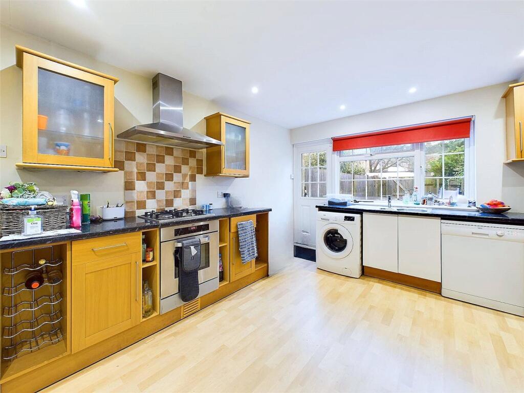 4 bed Mid Terraced House for rent in Teddington. From Chase Buchanan - Teddington