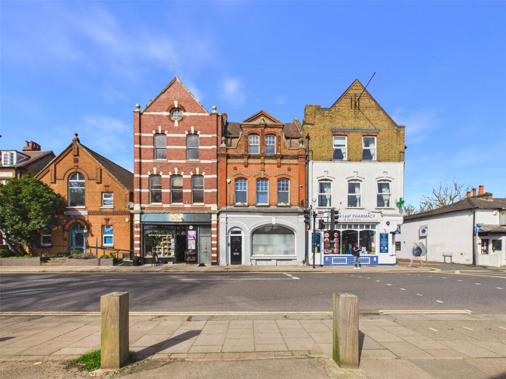 4 bed Apartment for rent in Twickenham. From Chase Buchanan - Twickenham & Strawberry Hill - Lettings 4 bed Apartment for rent in Twickenham. From Chase Buchanan - Twickenham & Strawberry Hill - Lettings