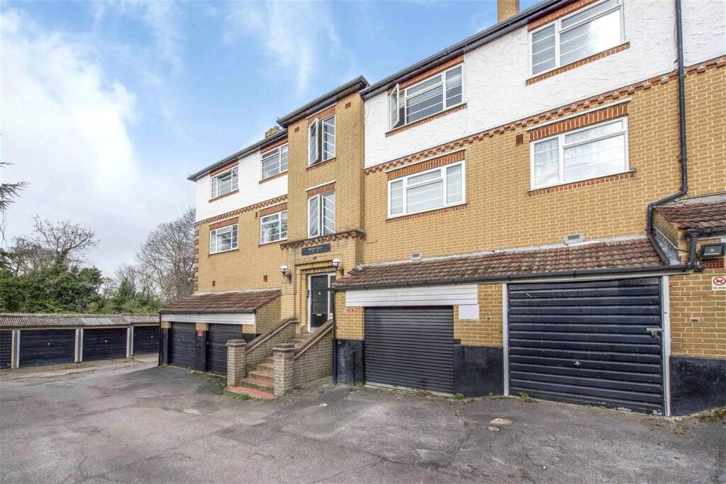 2 bed Apartment for rent in Twickenham. From Chase Buchanan - Twickenham & Strawberry Hill - Lettings 2 bed Apartment for rent in Twickenham. From Chase Buchanan - Twickenham & Strawberry Hill - Lettings