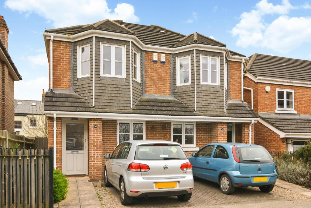 2 bed Semi Detached for rent in Twickenham. From Chase Buchanan - Twickenham & Strawberry Hill - Lettings