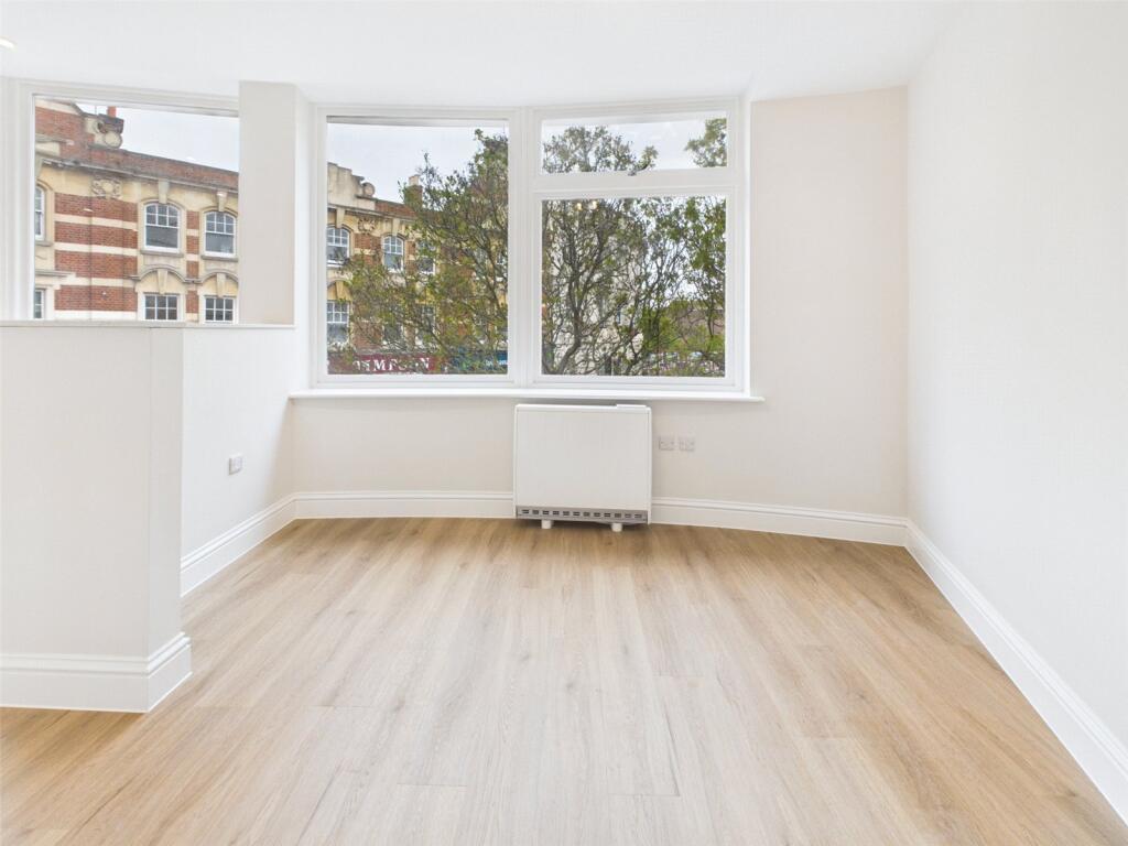 1 bed Apartment for rent in Twickenham. From Chase Buchanan - Twickenham & Strawberry Hill - Lettings