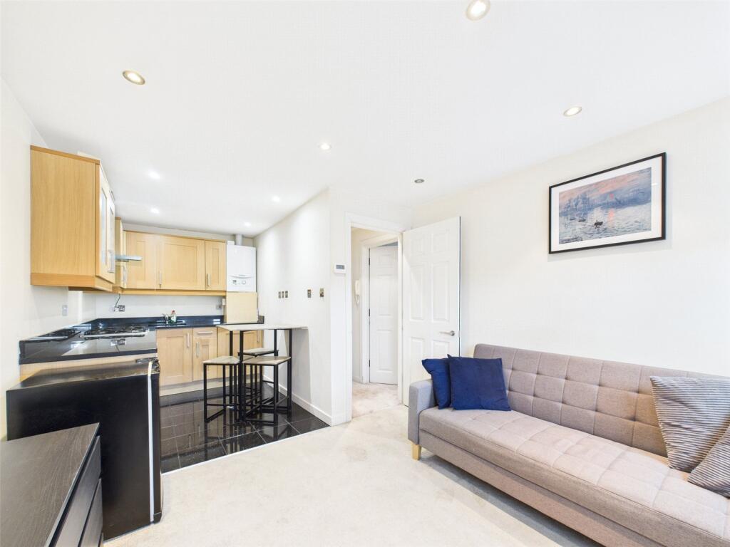 1 bed Apartment for rent in Twickenham. From Chase Buchanan - Twickenham & Strawberry Hill - Lettings