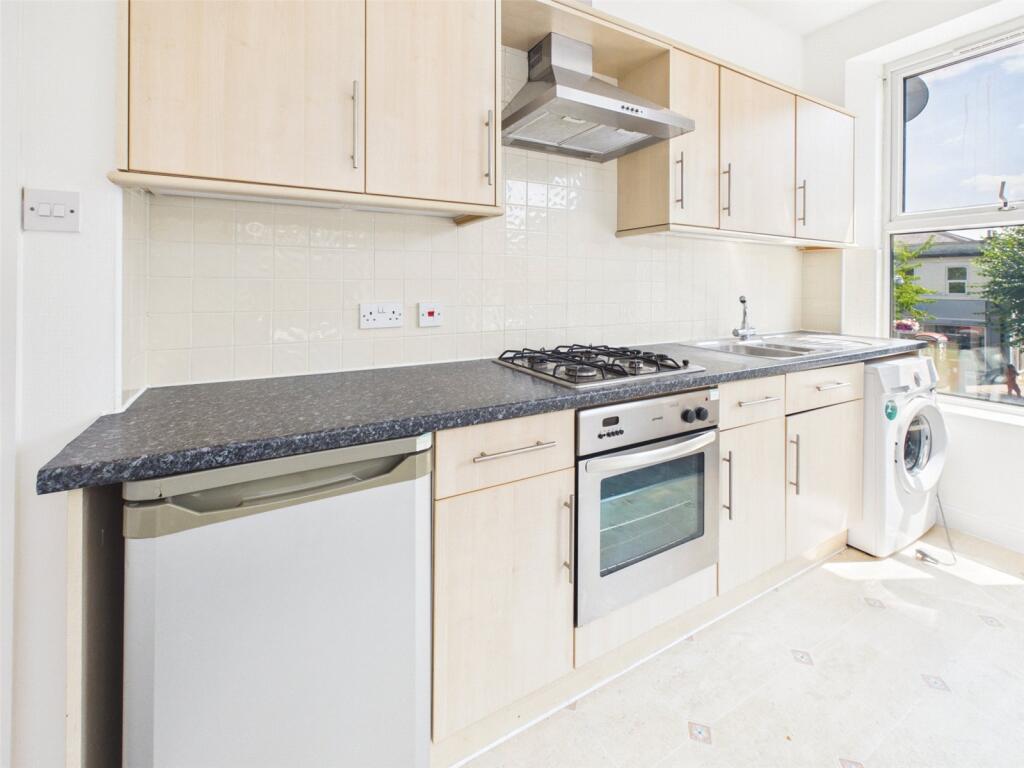 2 bed Apartment for rent in Twickenham. From Chase Buchanan - Twickenham & Strawberry Hill - Lettings 2 bed Apartment for rent in Twickenham. From Chase Buchanan - Twickenham & Strawberry Hill - Lettings