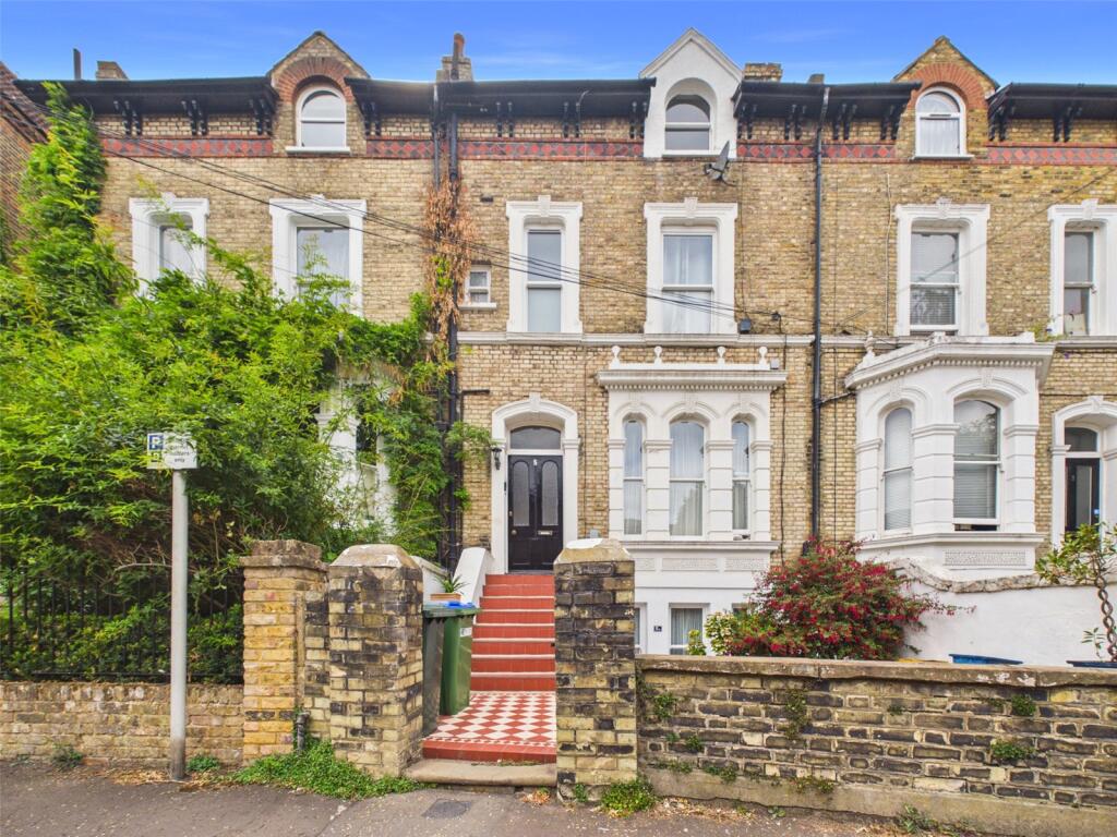 1 bed Apartment for rent in Twickenham. From Chase Buchanan - Twickenham & Strawberry Hill - Lettings