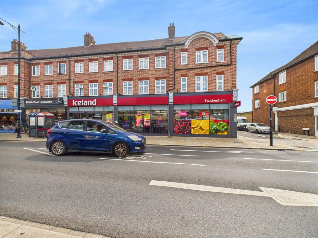 4 bed Apartment for rent in Twickenham. From Chase Buchanan - Twickenham & Strawberry Hill - Lettings