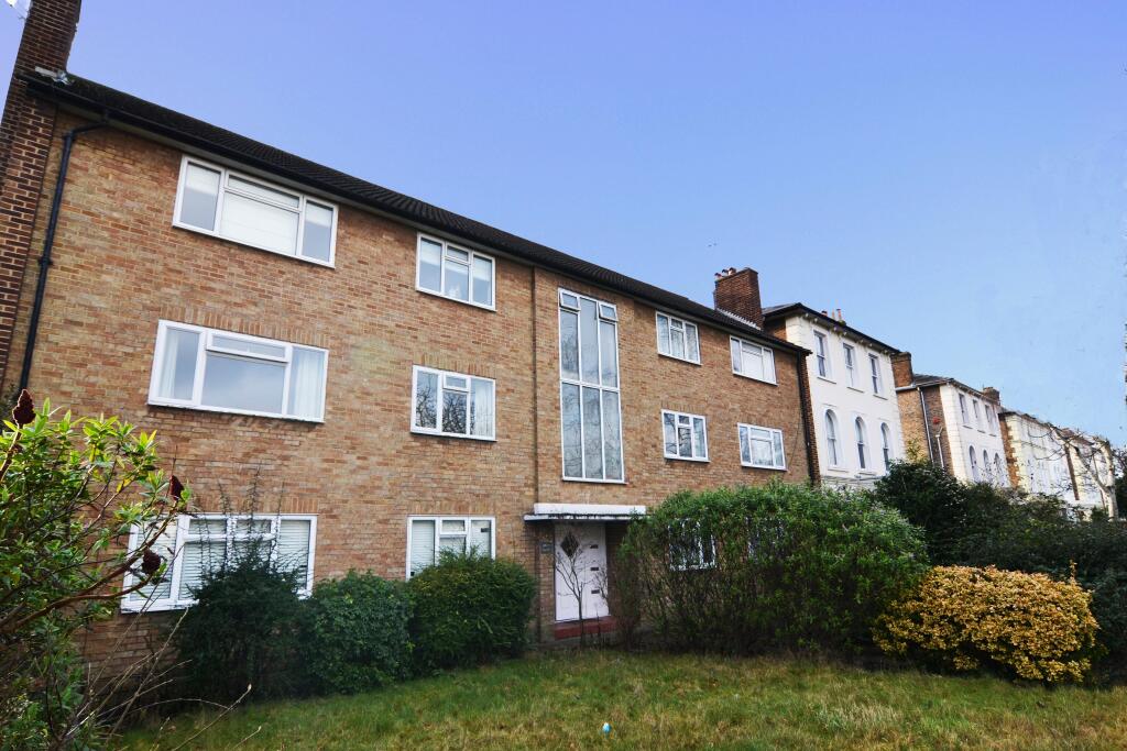 2 bed Apartment for rent in Twickenham. From Chase Buchanan - Twickenham & Strawberry Hill - Lettings 2 bed Apartment for rent in Twickenham. From Chase Buchanan - Twickenham & Strawberry Hill - Lettings